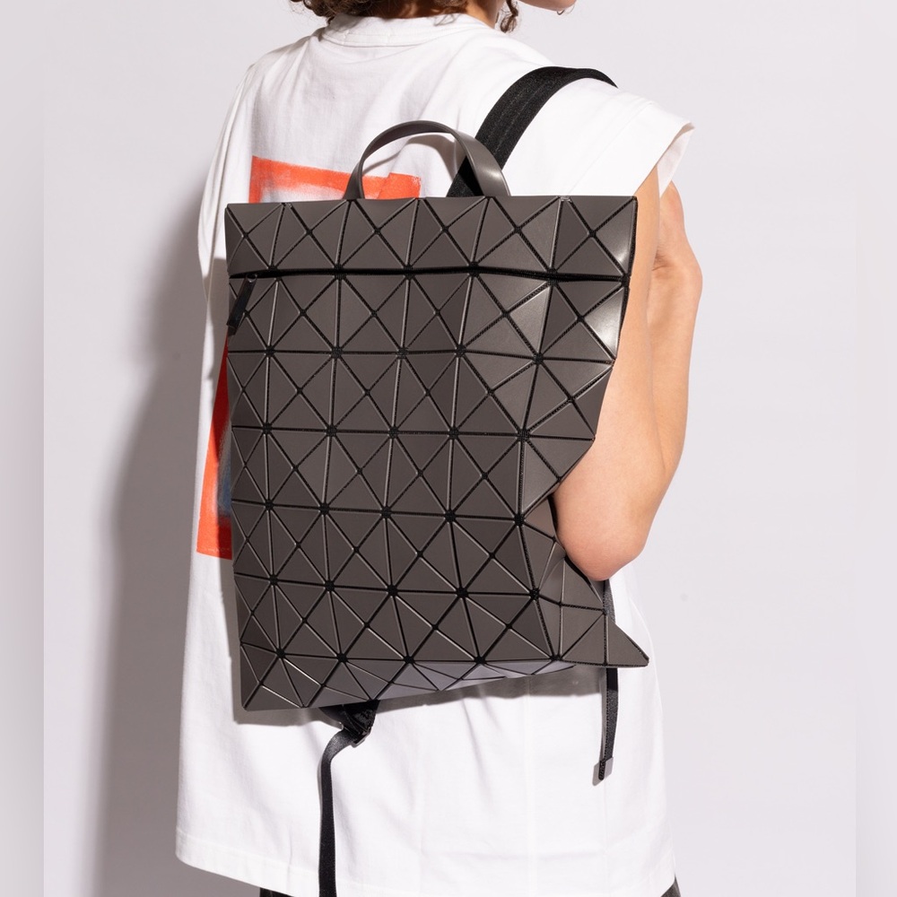 BAO BAO ISSEY MIYAKE FLAT PACK BACKPACK - Picture 2 of 16